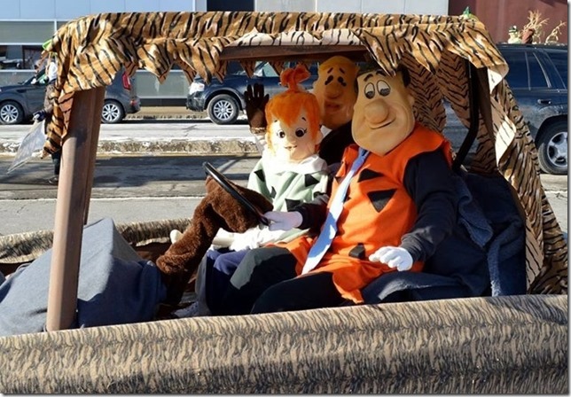 2014 Holiday Parade 1[2]